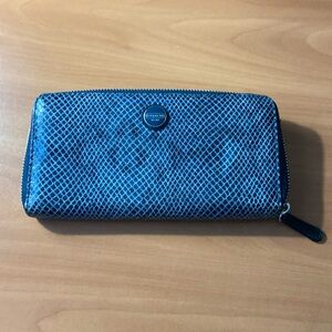 Coach Navy long wallet gently used